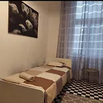 Goscinne Na Lwowskiej Varsavia
