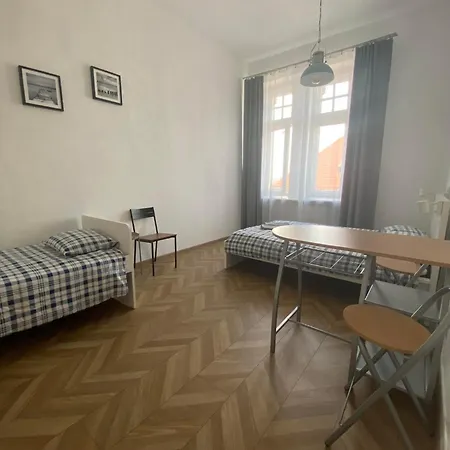 Goscinne Na Lwowskiej * Varsovia